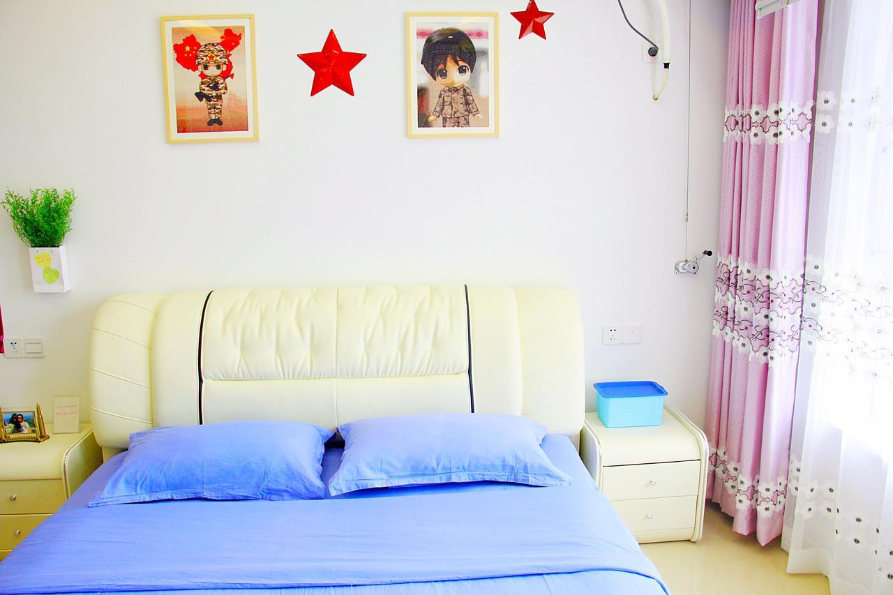 Line 2 Apartment Wuhan Exteriör bild